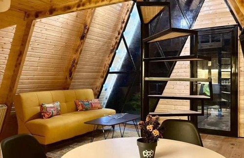 Khelvachauri Ski Chalet | Ninias Cottage