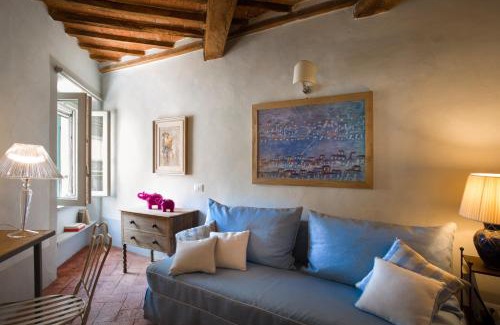 Castagneto Carducci Apartment | NinnaNannaMare-suite apartment