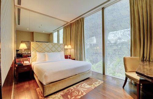 Vile Parle East Hotel | Niranta Transit Hotel Mumbai Airport - At Arrivals