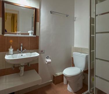 Pachena Apartment | Niriides Studios
