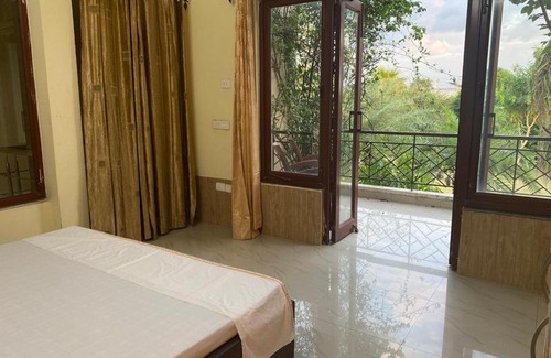 Sikandarabad House | Nirvana Farm Stays