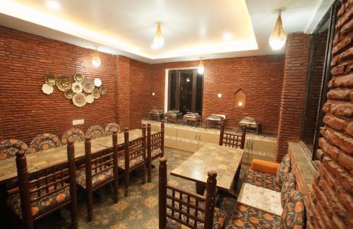 Amritsar Hotel | Nirvana Grand by Naavagat 100 mtr from Golden Temple