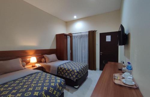 Salatiga Hotel | Nirvana House (Guest House Syari'ah)