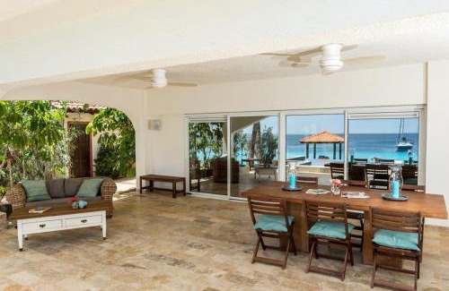 Belnem Villa | Nirvana Lodge with Private Pool and House Reef