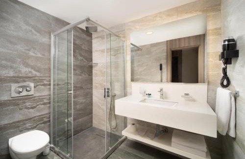 Serifali Mahallesi Hotel | Nish Palace Exlusive Suites