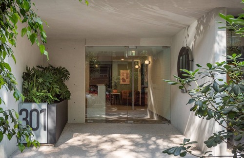 Benito Juarez Apartment | NIU Modern & Centric Lofts