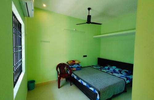 Tiruvannamalai Apartment | Nivas Hill View Homestay