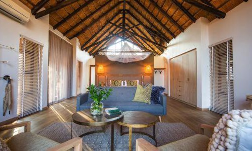 Pilanesberg National Park Cabin | Nkala Safari Lodge