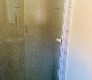 Katlehong Apartment | Nkosi's Oasis