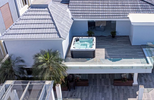 Santiago Province House | nLuxury mansion, Chef included, heated pool and BBQ
