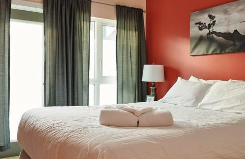 Whitehorse House | NN - The Kit - Downtown 1-bed 1-bath