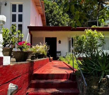 Anniwatta House | No 06 Veediya Bandara Lane Bahirawakanda