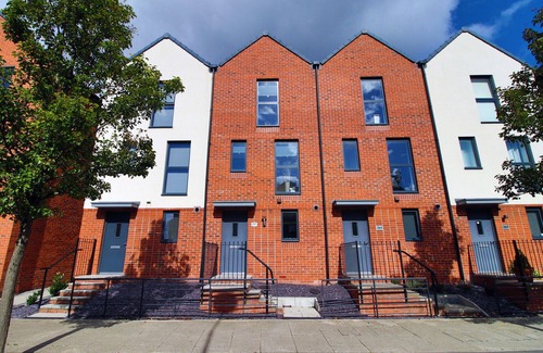 St. Thomas House | No.1 Marina Walk by Stay South Wales - FREE Parking, Close to the Marina