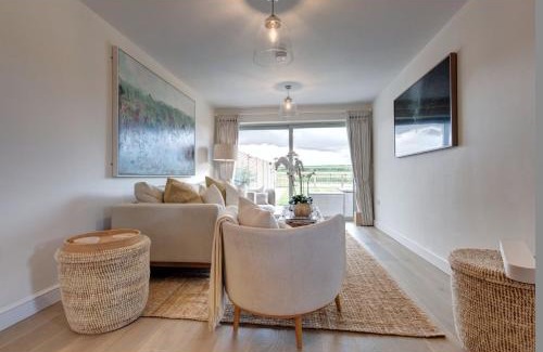Titchwell Villa | No 1 The Hides Luxury House in North Norfolk