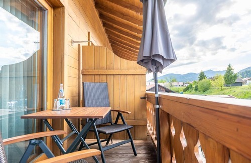 Wallgau Apartment | "No. 14" apartment, shower, WC, 1 bedroom - Wallgauer Hof, vacation apartments