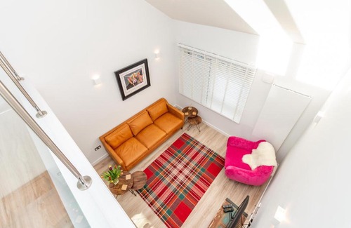 New Town House | No. 2 in the Lane