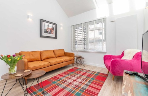 New Town House | No. 2 in the Lane