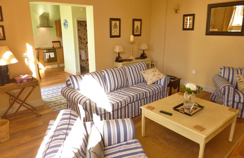 Breedon on the Hill Cottage | No.2 Meynell Mews