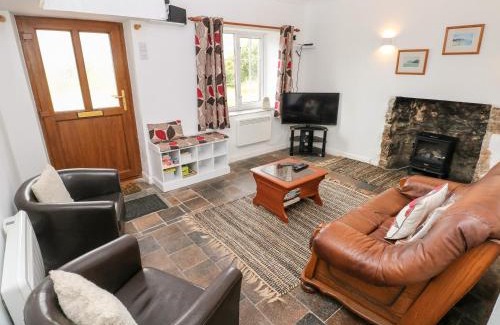 Bosherston House | No 2 New Cottages