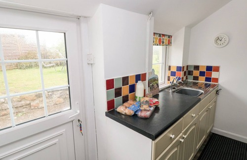 Bosherston Cottage | NO. 2 NEW COTTAGES, pet friendly in Bosherston, Pembrokeshire