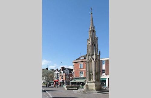 Glastonbury Apartment | No 28B St Benedict