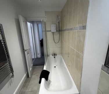 Sefton Park Apartment | No 5 AT SANDRINGHAM, LARGE 1 BED NEAR SEFTON PARK