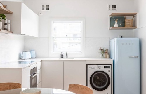 Shoal Bay Apartment | No 6 ShoalHaven - family apartment in Shoal Bay
