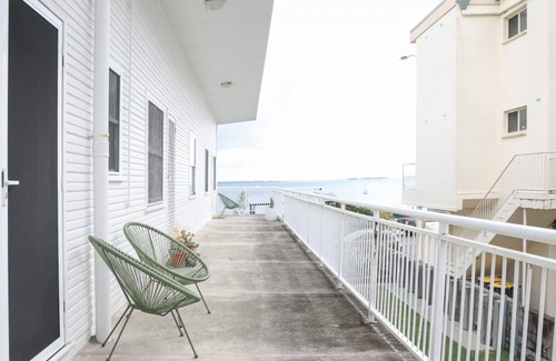 Shoal Bay Apartment | No 6 ShoalHaven - family apartment in Shoal Bay