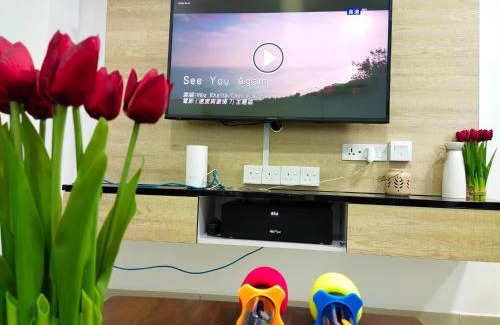 Pasir Penambang House | No 68 Sunlight Homestay 4R3B - 24 Pax, Karaoke