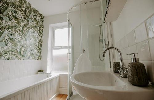 Lincoln House | No 7 Gray Street