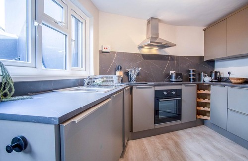 Narberth House | No 7 Moorfield Road - 3 Bed Townhouse - Narberth