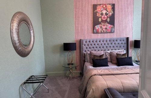 Prestwick Apartment | No 9 Serviced Apartment