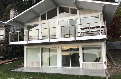 Anacortes House | No bank beautifully remodeled Beach House steps from the beach!