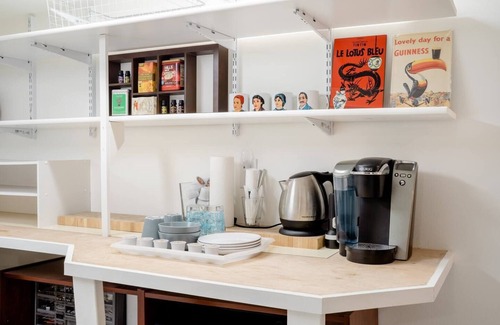 North Beacon Hill House | No Car Needed! Cozy Beacon Hill Apt by Light Rail, Stadiums, Downtown