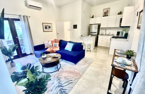 Havensight Apartment | No Chores! 2 BD 2 BA in the heart of Havensight