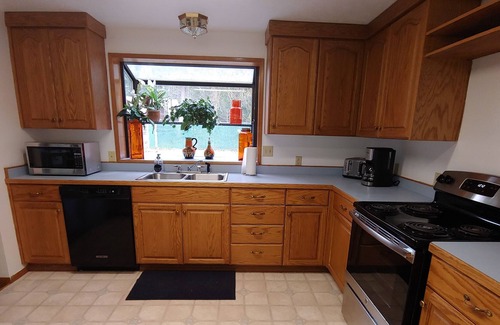 Packwood House | NO CLEANING FEE! Packwood special! Price includes up to 10 people.