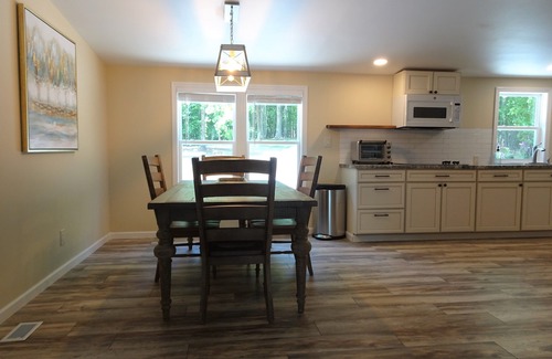 Wise House | No Cleaning Fee! Run Turkey Run ~ Cove View Home Nestled in the Woods
