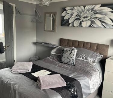 Stamford House | No1 Guest House