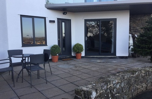 Saundersfoot Apartment | No1 Highpoint -Luxury 2 bed Sea view Apartment with onsite indoor swimming pool