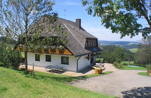Sankt Maergen Apartment | No2 forest view, 1 - 4 people - Christenmartinshäusle