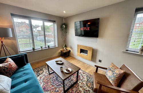 Leamington Spa Apartment | No48 - 2-bed Boutique Apartment - Hosted by Hutch