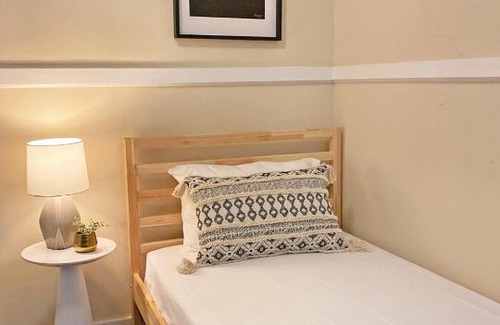 Downtown San Francisco Hotel | Nob Hill Guest House by Found