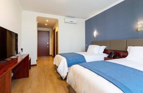 Las Rejas Hotel | Nobile Hotel Estación Central