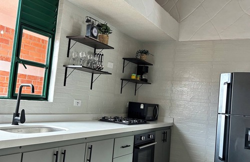 Floresta Apartment | NobsaStay, Belen: Colonial Apartment