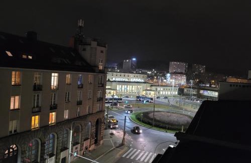 Srodmiescie Apartment | Nocleg Gdynia - City Centre Main station 170m