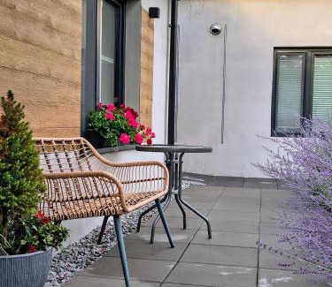Łowicz Apartment | Noclegi, pokoje, kwatery "Nad Bzurą"
