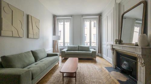 Carnot - Gailleton Apartment | NOCNOC - Le Babel