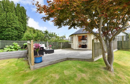 Llanbedrog House | Noddfa - Three Bedroom House, Sleeps 5