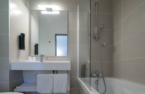 Viviers-du-Lac Hotel | Noemys Viviers du Lac