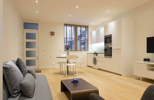 Fitzrovia Apartment | NoHo 132 Serviced Apartments by Concept Apartments